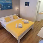 Gæstehus & Karla 3*