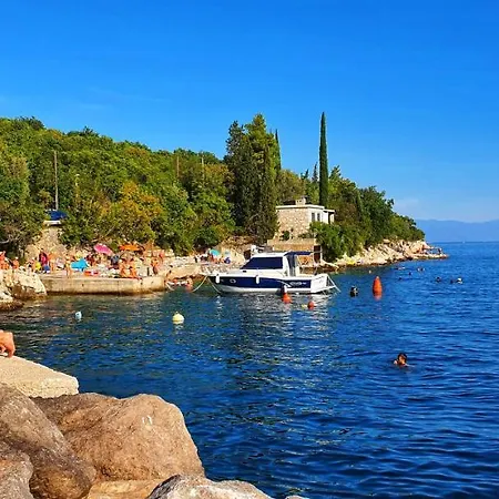 & Karla Vendégház Dramalj