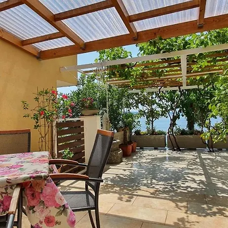 Vendégház & Karla 3*