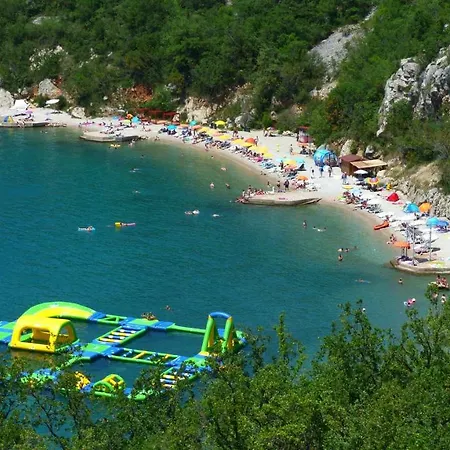 & Karla Vendégház 3*